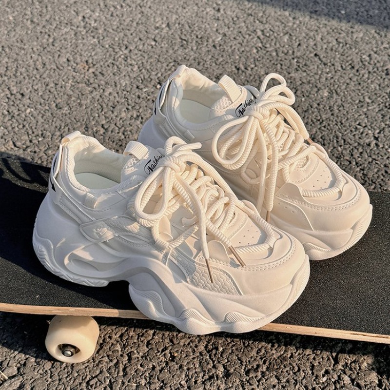 Sneakers da Donna Beige con Su - Embroidery Garments recensione e prezzo