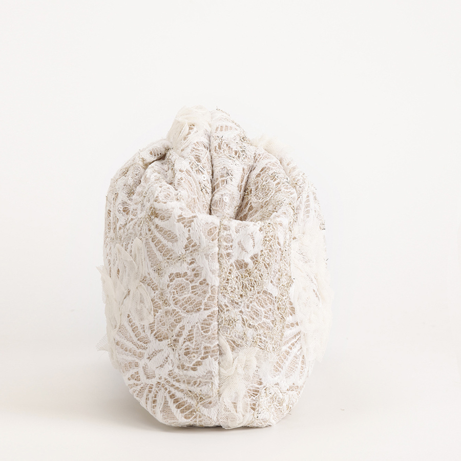 Borsa Clutch in Pizzo con Moti - Embroidery Bali recensione e prezzo